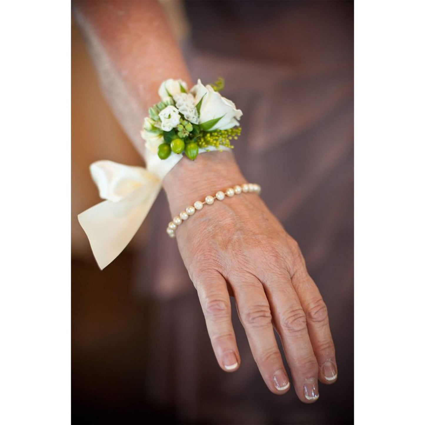 VATIN 1 inch Double Faced Polyester Satin Ribbon Deep Cream -Continuous 25 Yard Spool, Perfect for Wedding, Wreath, Baby Shower,Packing and Other Projects.