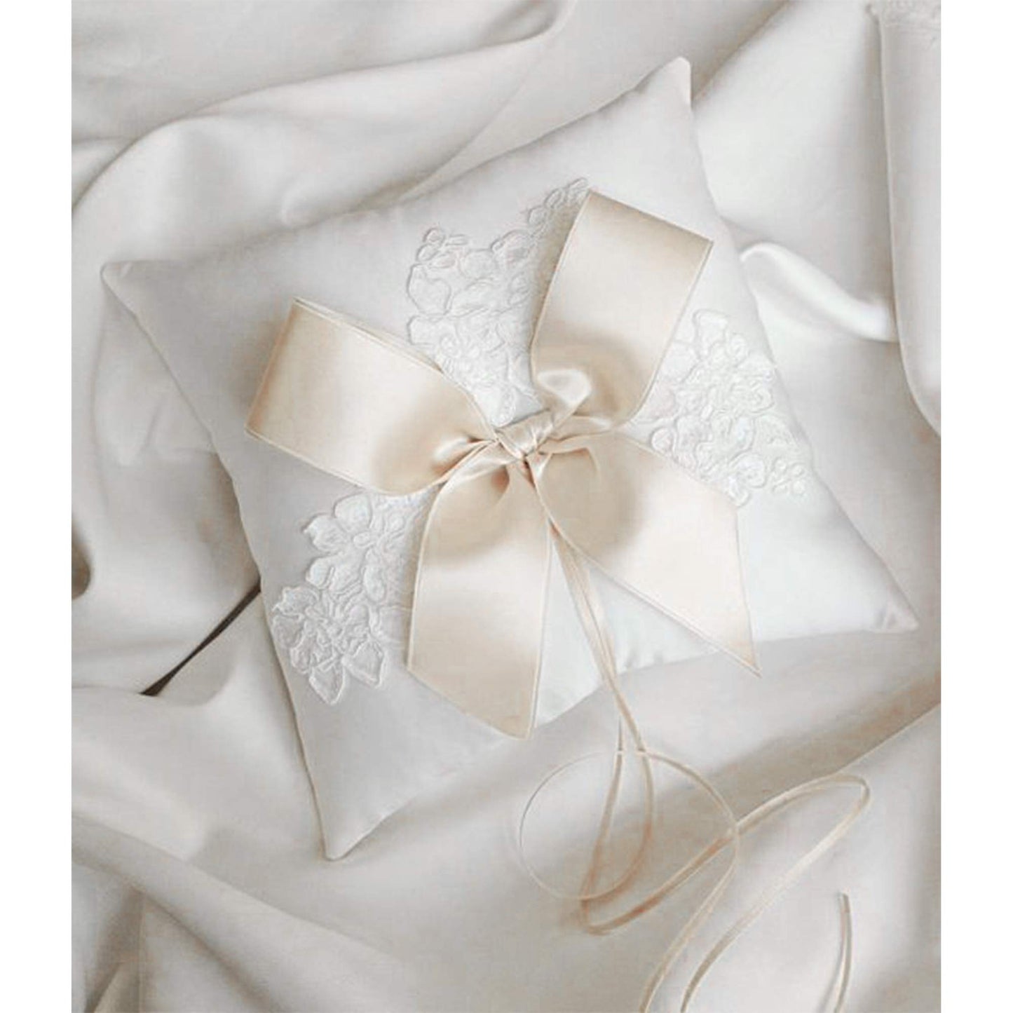 VATIN 1 inch Cream Double Faced Polyester Satin Ribbon -Continuous 25 Yard Spool, Perfect for Wedding, Wreath, Baby Shower,Packing and Other Projects