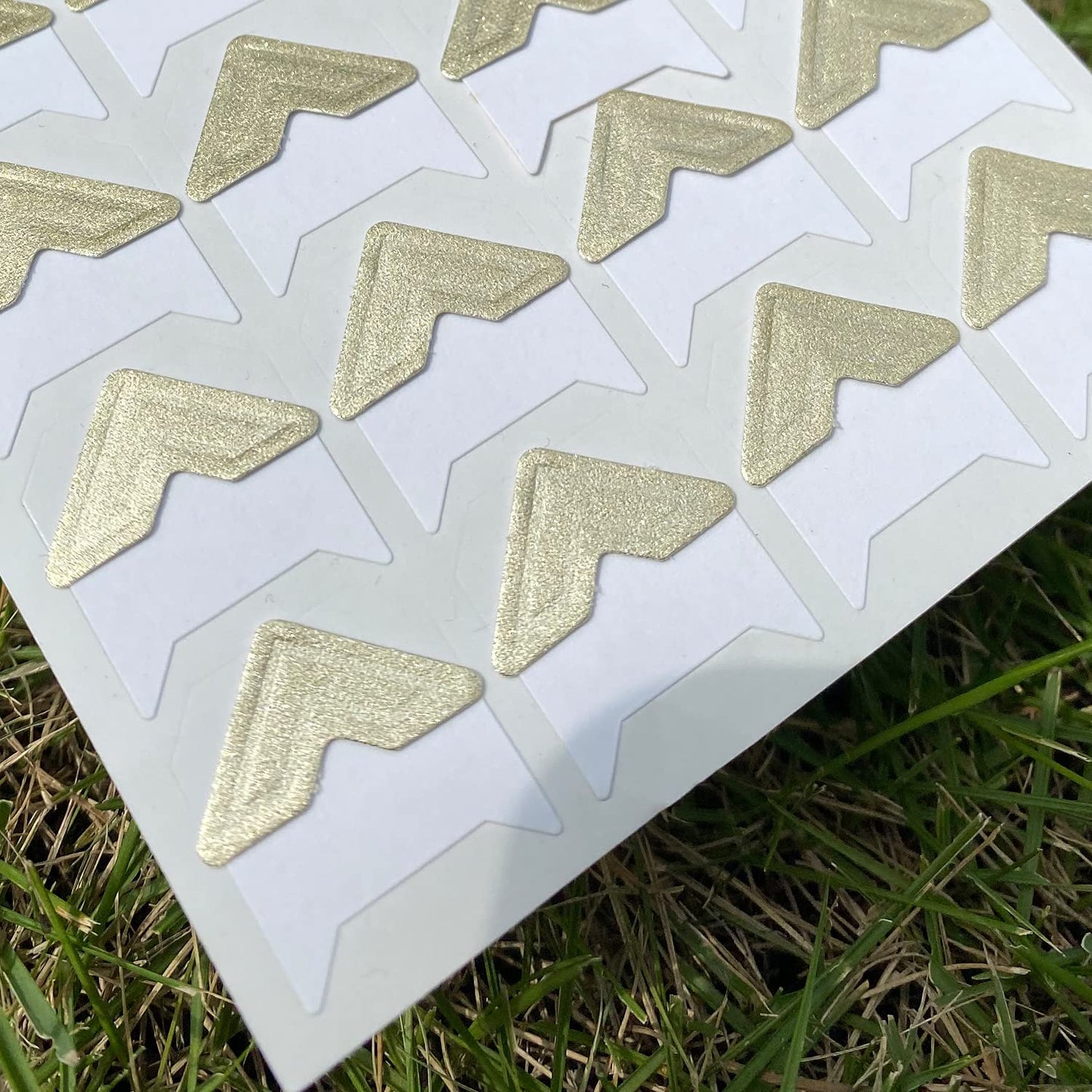 GOONAVI 10 Sheets 240 Pcs Shiny Gold Photo Corners Mounting Self Adhesive for DIY Photo Album Journal